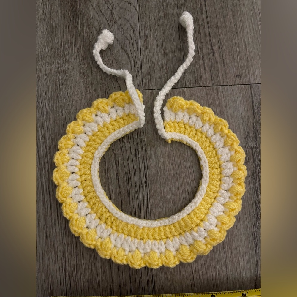 Yellow and White Crochet Collar for Small Pets